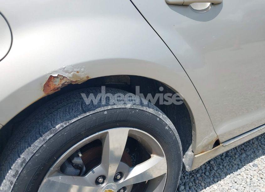 Photo 6 of 2011 Chevrolet Malibu 1LT (VIN 1G1ZC5E17BF240247)