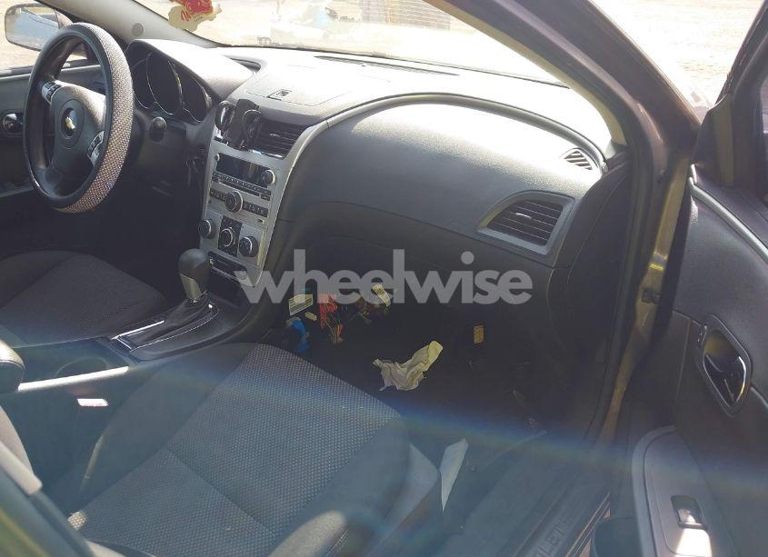 Photo 5 of 2011 Chevrolet Malibu 1LT (VIN 1G1ZC5E17BF262927)