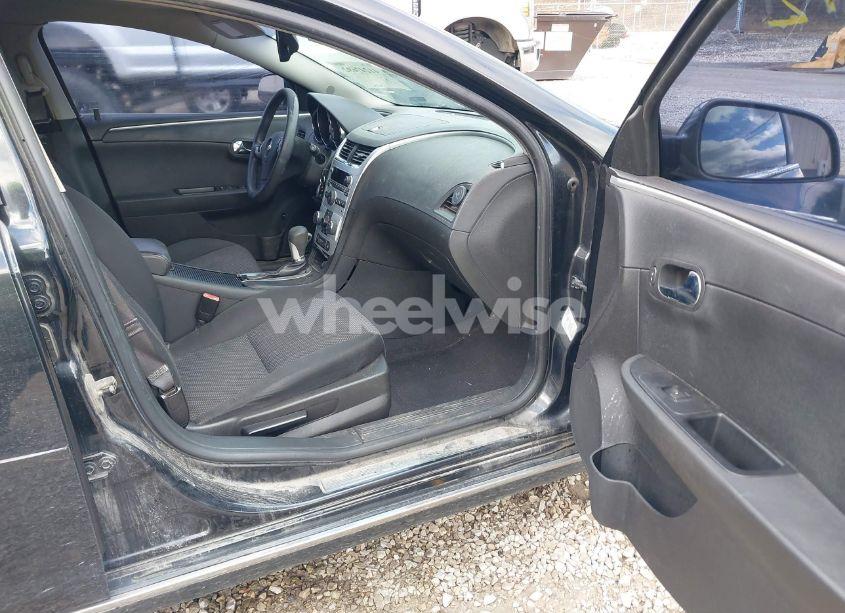 Photo 5 of 2011 Chevrolet Malibu 1LT (VIN 1G1ZC5E17BF280666)