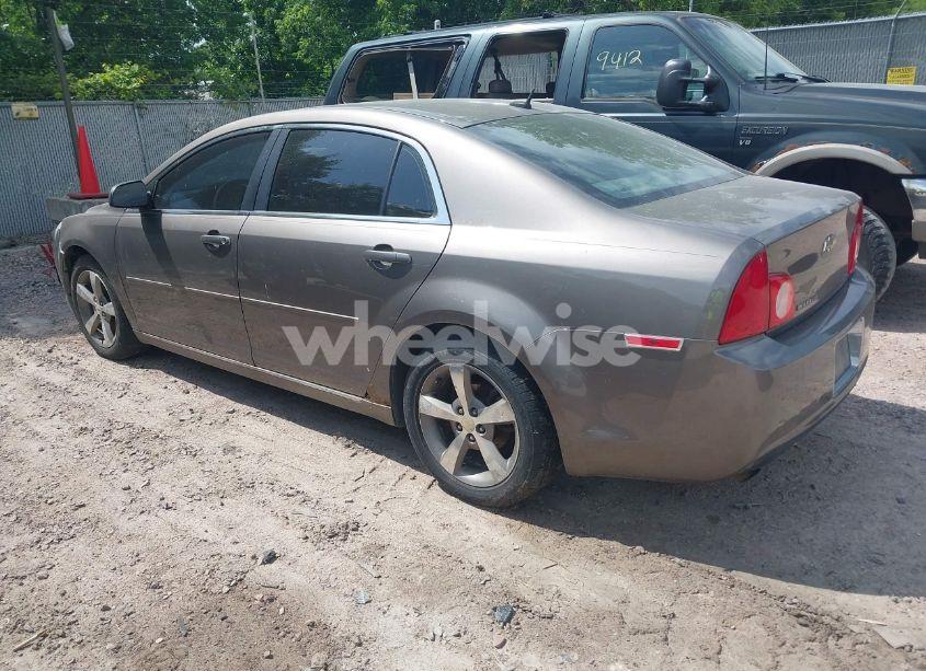 Photo 3 of 2011 Chevrolet Malibu 1LT (VIN 1G1ZC5E17BF298939)