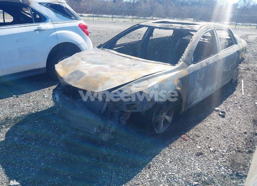 Photo 2 of 2011 Chevrolet Malibu 1LT (VIN 1G1ZC5E17BF307137)