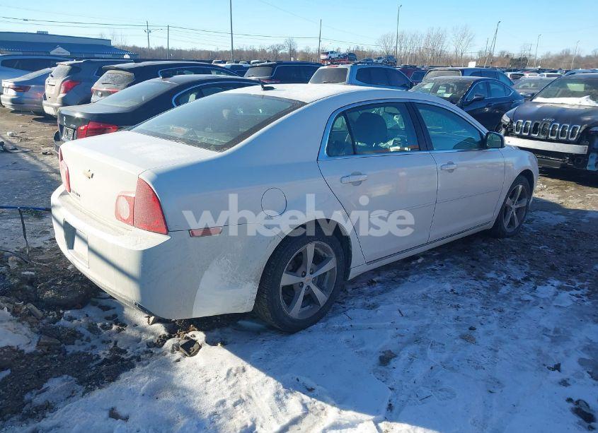 Photo 4 of 2011 Chevrolet Malibu 1LT (VIN 1G1ZC5E17BF357083)