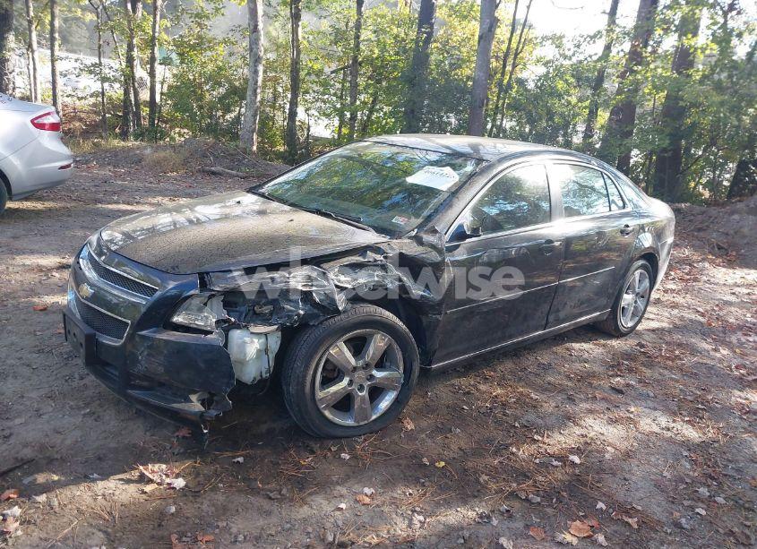 Photo 2 of 2011 Chevrolet Malibu 1LT (VIN 1G1ZC5E17BF379438)