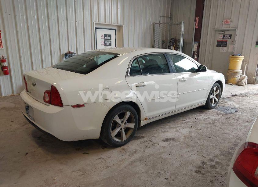 Photo 4 of 2011 Chevrolet Malibu 1LT (VIN 1G1ZC5E18BF118139)