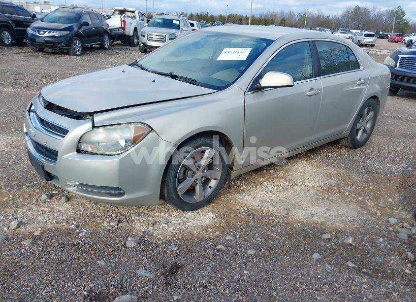 Photo 2 of 2011 Chevrolet Malibu 1LT (VIN 1G1ZC5E18BF138973)