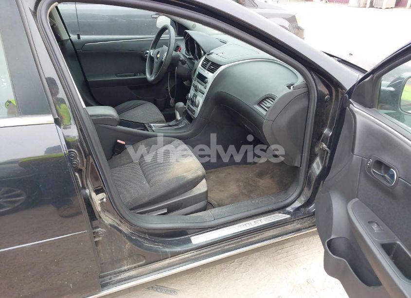 Photo 5 of 2011 Chevrolet Malibu 1LT (VIN 1G1ZC5E18BF236384)