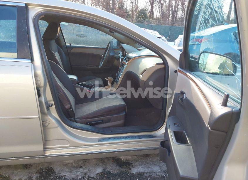 Photo 5 of 2011 Chevrolet Malibu 1LT (VIN 1G1ZC5E18BF301556)