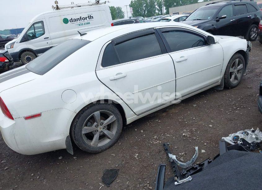 Photo 4 of 2011 Chevrolet Malibu 1LT (VIN 1G1ZC5E19BF140053)