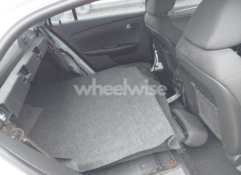 Photo 8 of 2011 Chevrolet Malibu 1LT (VIN 1G1ZC5E19BF140053)