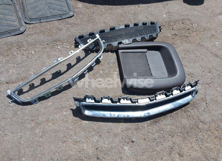 Photo 12 of 2011 Chevrolet Malibu 1LT (VIN 1G1ZC5E19BF195005)