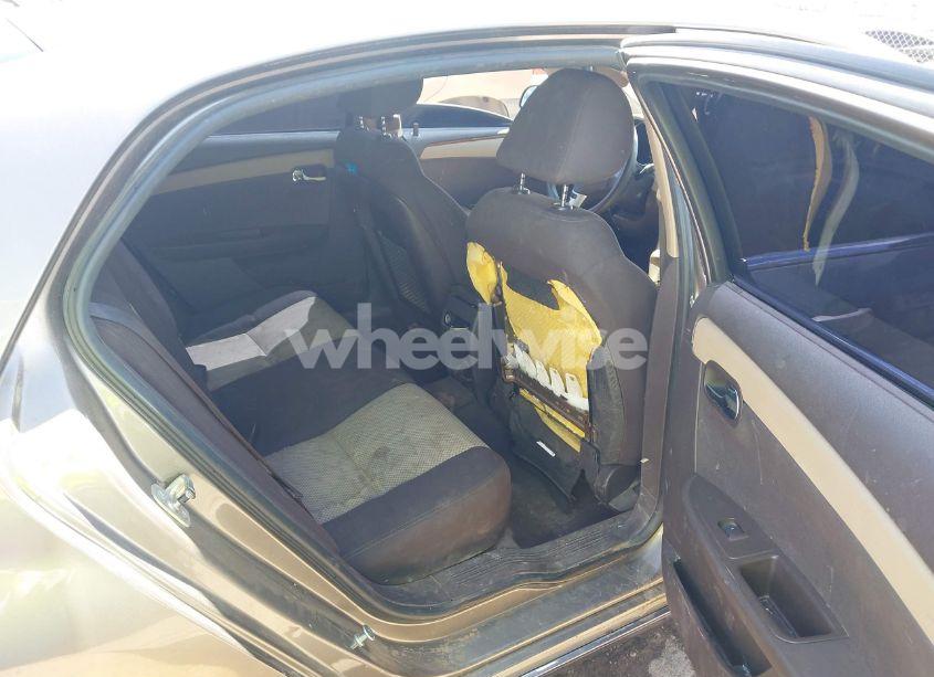 Photo 8 of 2011 Chevrolet Malibu 1LT (VIN 1G1ZC5E19BF195005)