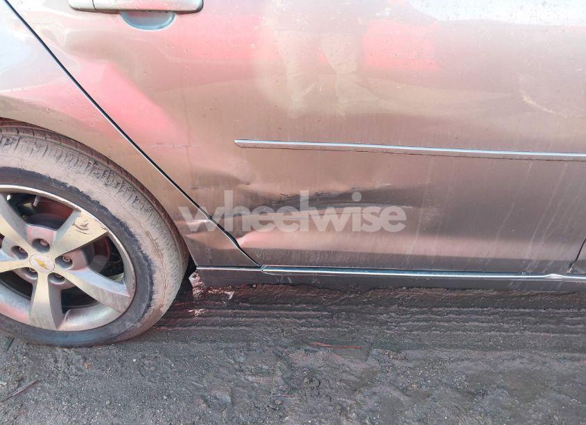 Photo 14 of 2011 Chevrolet Malibu 1LT (VIN 1G1ZC5E19BF250424)