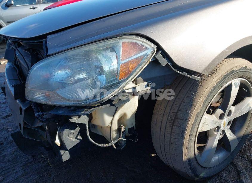 Photo 17 of 2011 Chevrolet Malibu 1LT (VIN 1G1ZC5E19BF250424)