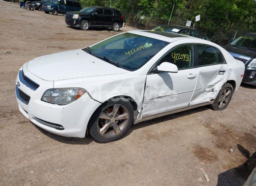 Photo 2 of 2011 Chevrolet Malibu 1LT (VIN 1G1ZC5E19BF352130)