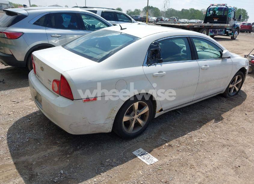 Photo 4 of 2011 Chevrolet Malibu 1LT (VIN 1G1ZC5E19BF352130)
