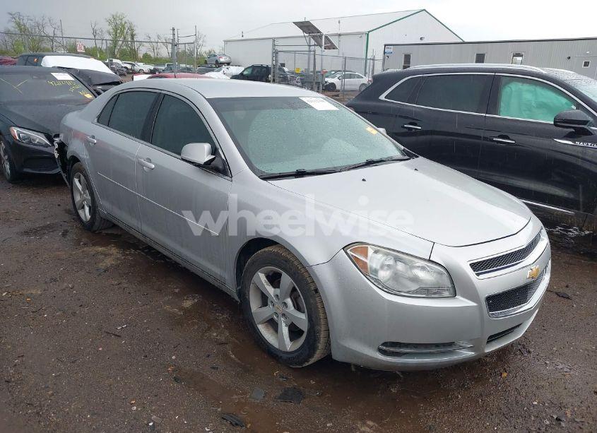 2011 Chevrolet Malibu 1LT (VIN 1G1ZC5E1XBF118451) main photo