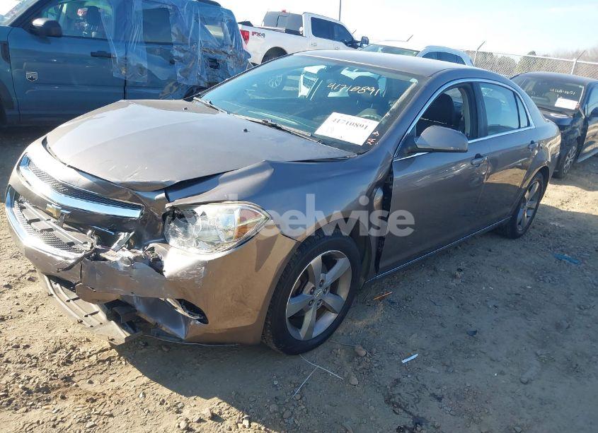 Photo 2 of 2011 Chevrolet Malibu 1LT (VIN 1G1ZC5E1XBF305446)