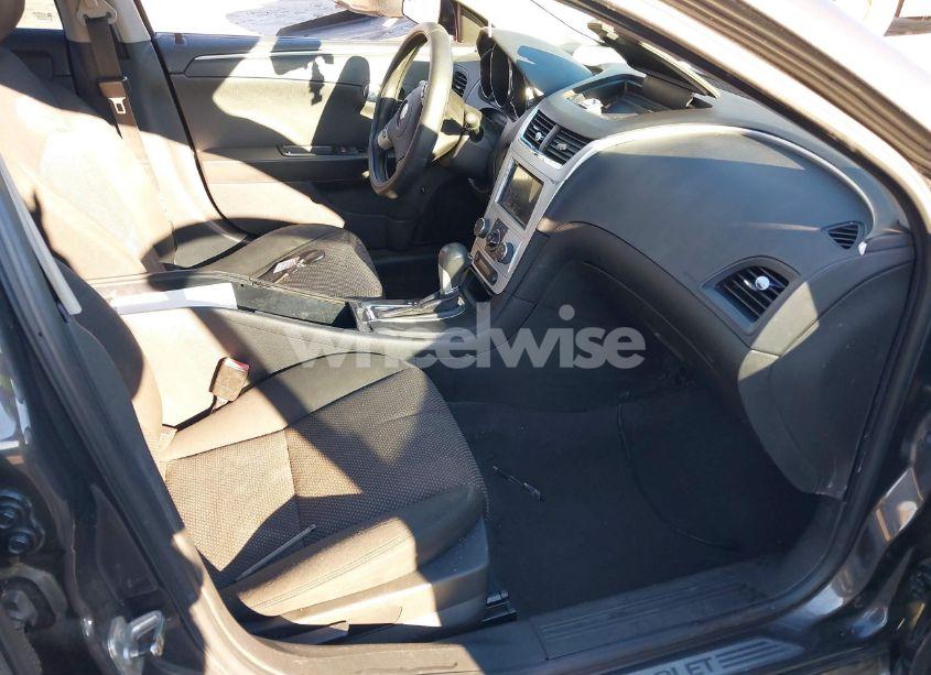 Photo 5 of 2011 Chevrolet Malibu 1LT (VIN 1G1ZC5E1XBF325258)