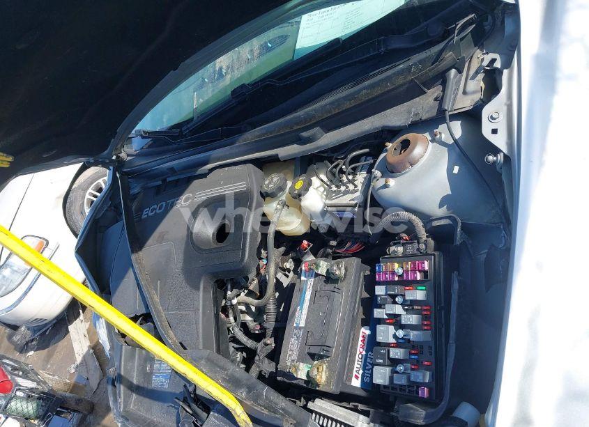 Photo 10 of 2010 Chevrolet Malibu LT (VIN 1G1ZC5EB0A4110104)