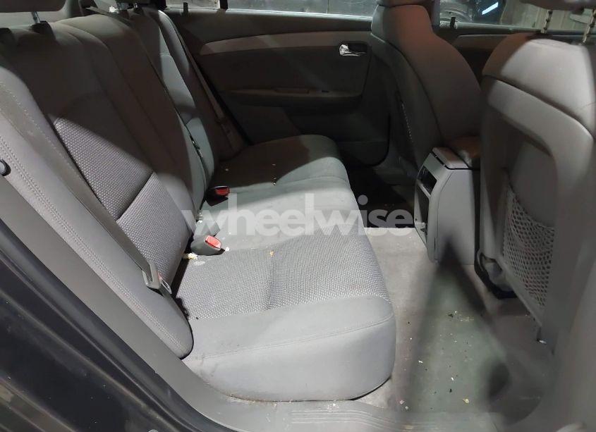 Photo 8 of 2010 Chevrolet Malibu LT (VIN 1G1ZC5EB0A4123113)