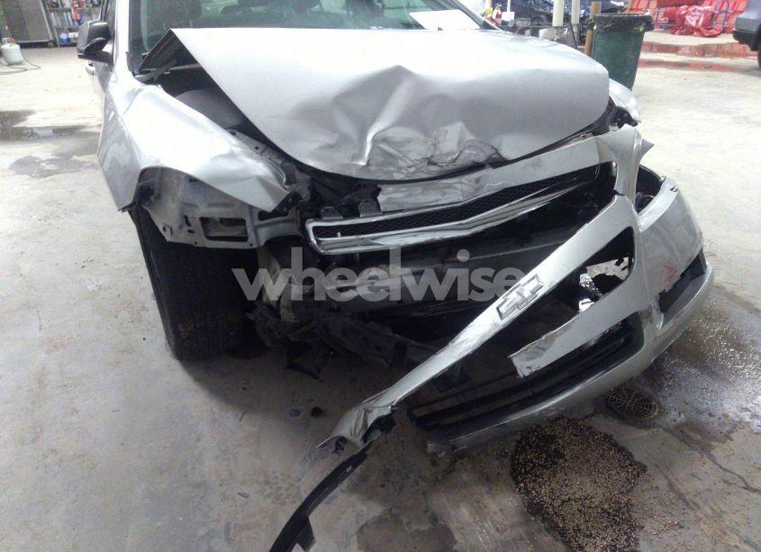 Photo 6 of 2010 Chevrolet Malibu LT (VIN 1G1ZC5EB0A4147931)