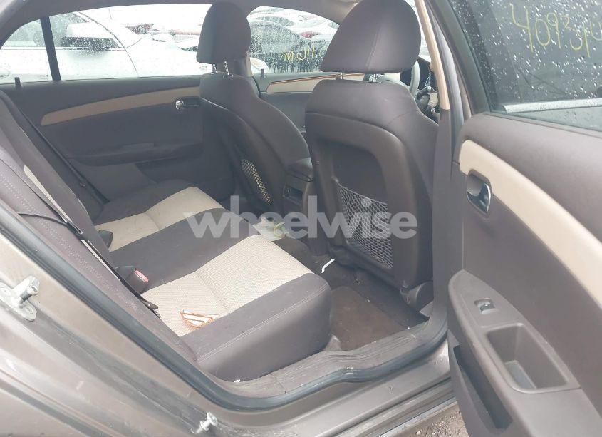 Photo 8 of 2010 Chevrolet Malibu LT (VIN 1G1ZC5EB0AF140949)