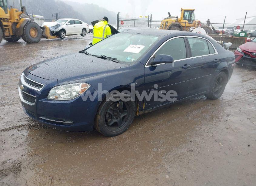 Photo 2 of 2010 Chevrolet Malibu LT (VIN 1G1ZC5EB0AF149358)
