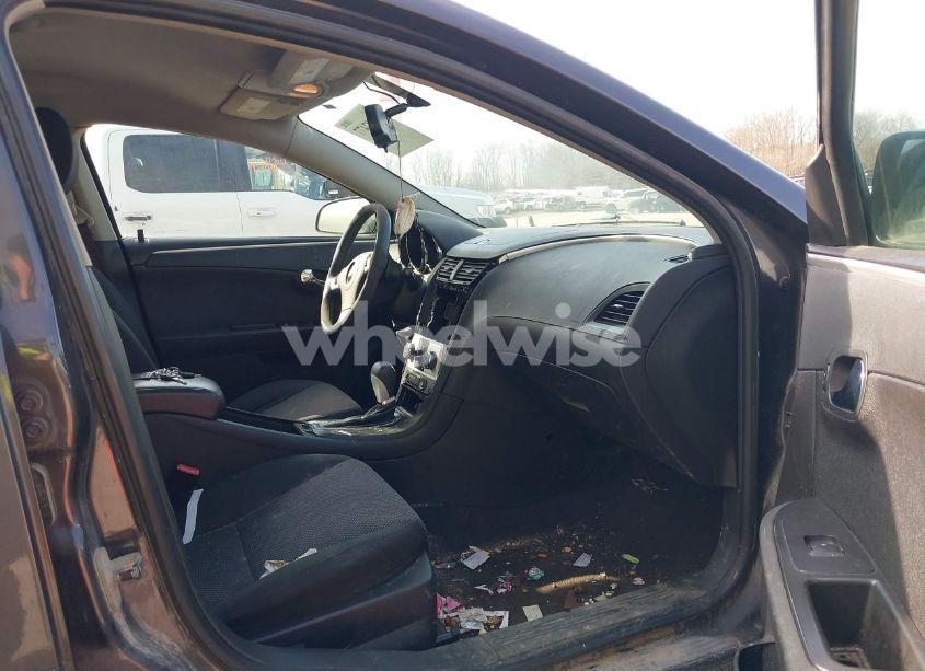 Photo 5 of 2010 Chevrolet Malibu LT (VIN 1G1ZC5EB0AF303468)