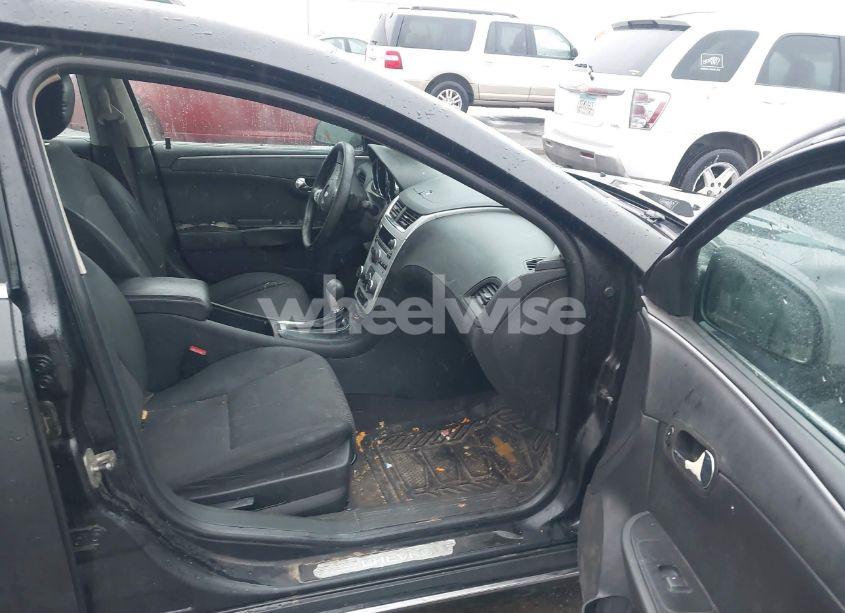 Photo 5 of 2010 Chevrolet Malibu LT (VIN 1G1ZC5EB1A4116963)