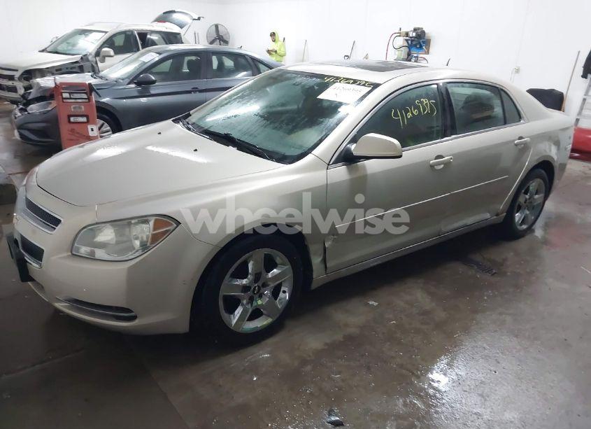 Photo 2 of 2010 Chevrolet Malibu LT (VIN 1G1ZC5EB1AF165620)
