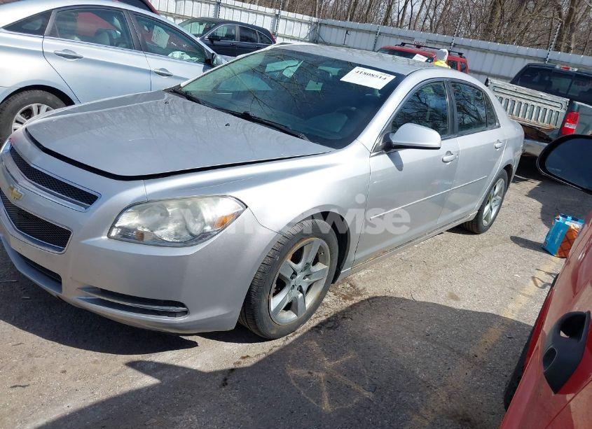 Photo 2 of 2010 Chevrolet Malibu LT (VIN 1G1ZC5EB1AF263708)