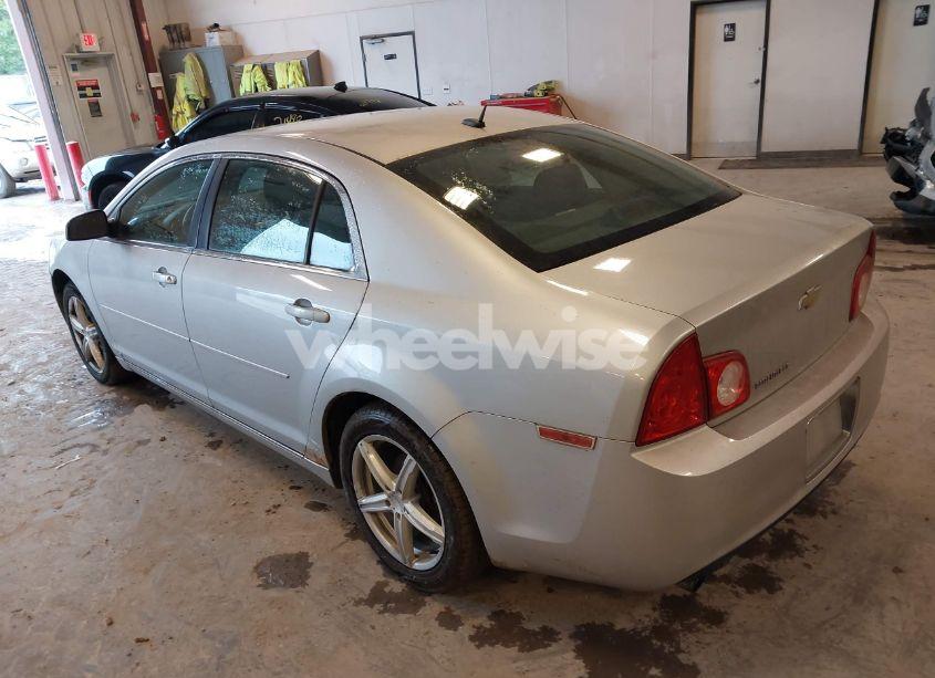 Photo 3 of 2010 Chevrolet Malibu LT (VIN 1G1ZC5EB2AF110075)