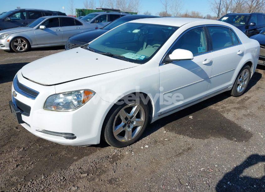 Photo 2 of 2010 Chevrolet Malibu LT (VIN 1G1ZC5EB2AF121089)