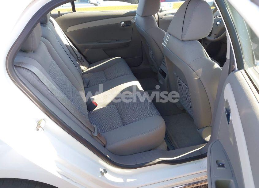 Photo 8 of 2010 Chevrolet Malibu LT (VIN 1G1ZC5EB2AF121089)