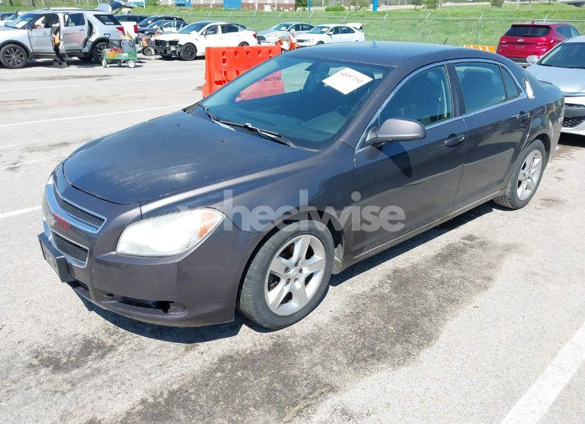 Photo 2 of 2010 Chevrolet Malibu LT (VIN 1G1ZC5EB2AF240373)