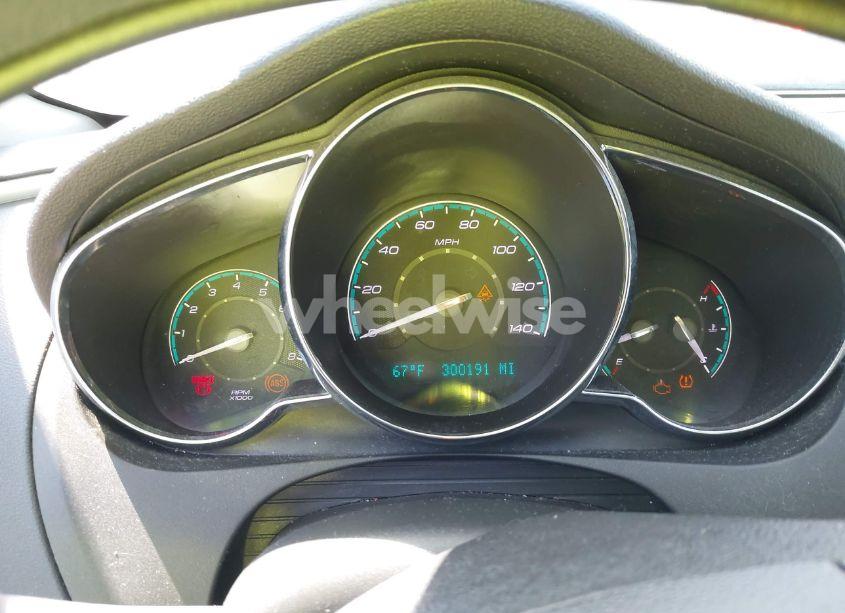 Photo 7 of 2010 Chevrolet Malibu LT (VIN 1G1ZC5EB2AF240373)