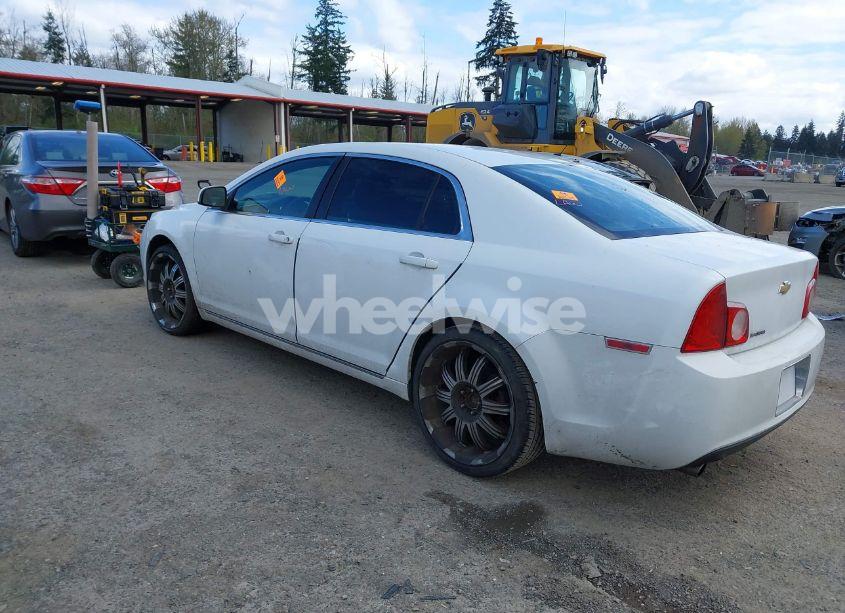 Photo 3 of 2010 Chevrolet Malibu LT (VIN 1G1ZC5EB2AF258016)