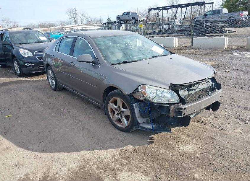 2010 Chevrolet Malibu LT (VIN 1G1ZC5EB2AF323253) main photo
