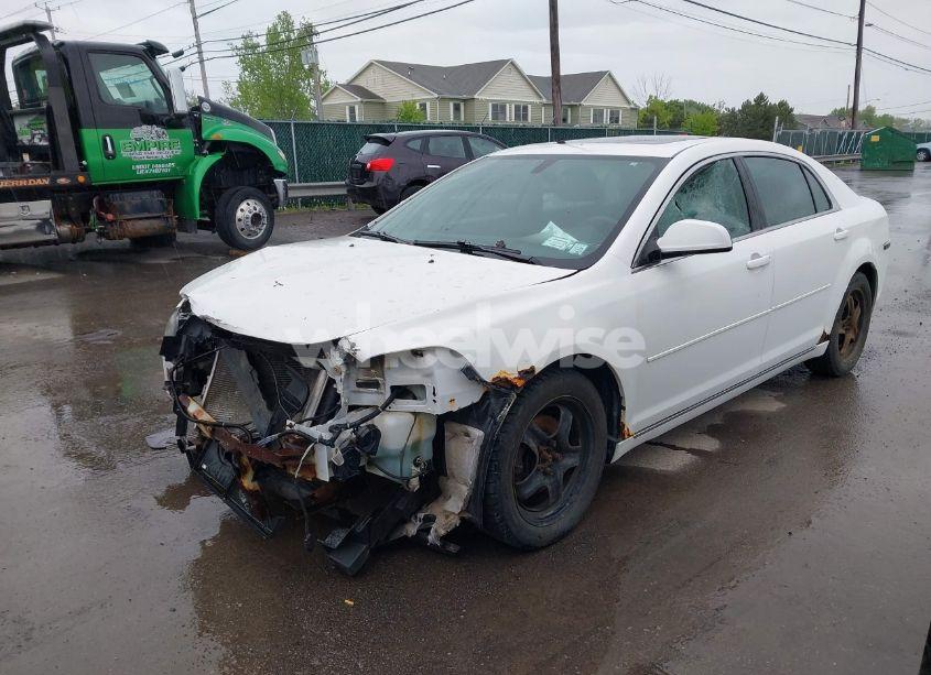 Photo 2 of 2010 Chevrolet Malibu LT (VIN 1G1ZC5EB3A4126510)