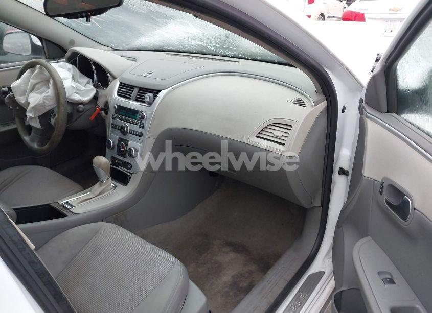 Photo 5 of 2010 Chevrolet Malibu LT (VIN 1G1ZC5EB3AF122266)