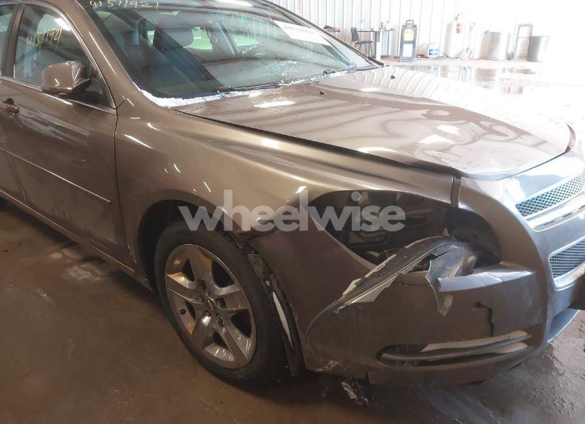 Photo 6 of 2010 Chevrolet Malibu LT (VIN 1G1ZC5EB3AF223792)