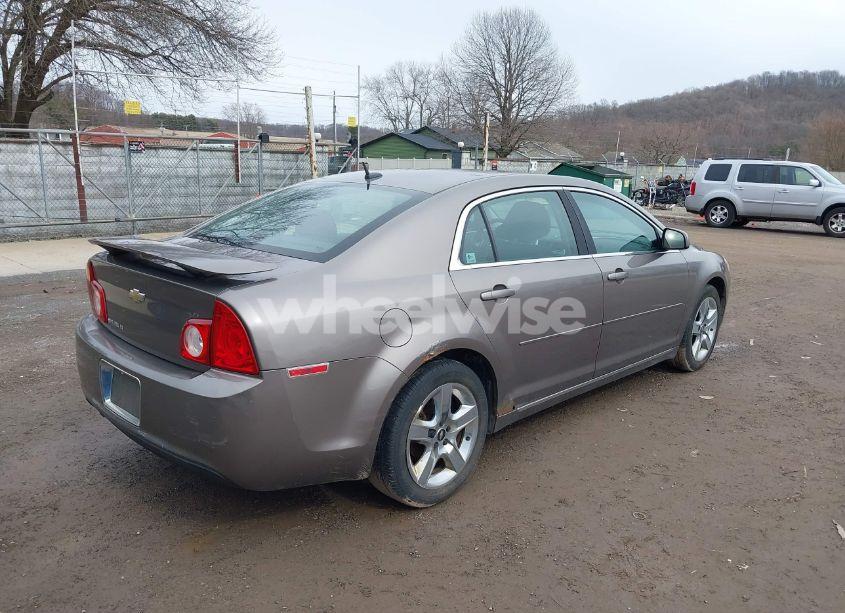 Photo 4 of 2010 Chevrolet Malibu LT (VIN 1G1ZC5EB3AF234825)