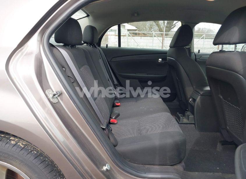 Photo 8 of 2010 Chevrolet Malibu LT (VIN 1G1ZC5EB3AF234825)