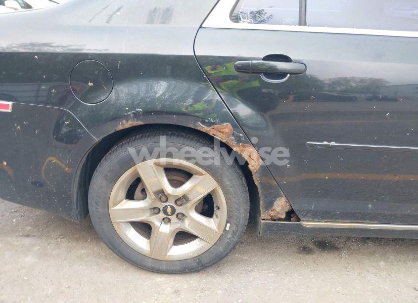 Photo 6 of 2010 Chevrolet Malibu LT (VIN 1G1ZC5EB4AF263685)