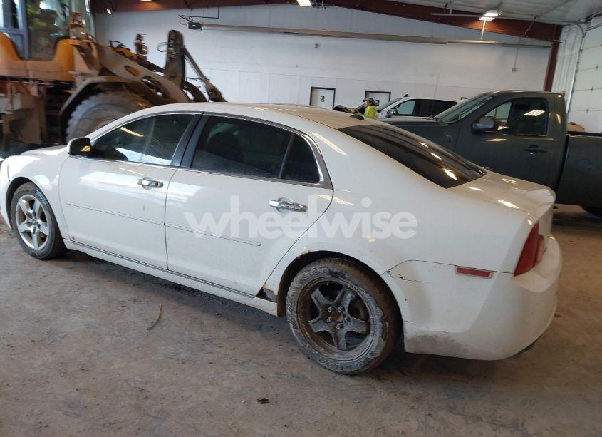 Photo 3 of 2010 Chevrolet Malibu LT (VIN 1G1ZC5EB5A4116951)