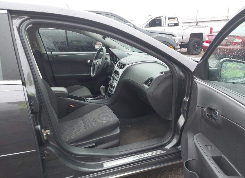 Photo 5 of 2010 Chevrolet Malibu LT (VIN 1G1ZC5EB5A4149318)