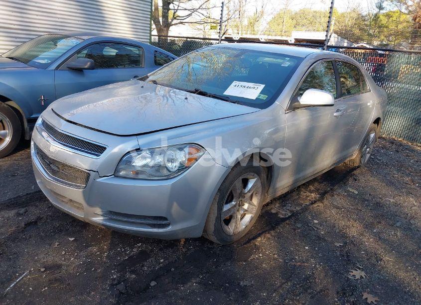 Photo 2 of 2010 Chevrolet Malibu LT (VIN 1G1ZC5EB5AF260195)