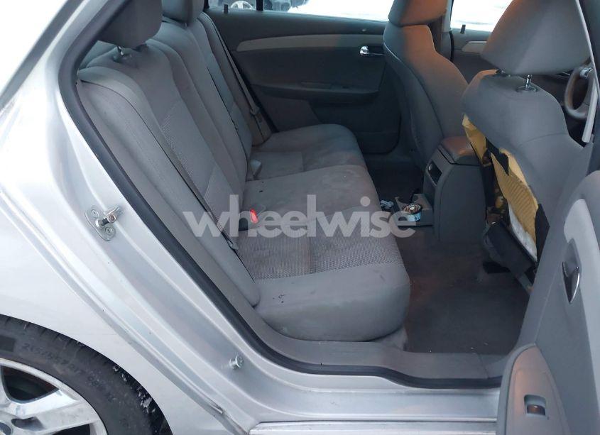 Photo 8 of 2010 Chevrolet Malibu LT (VIN 1G1ZC5EB6AF117224)