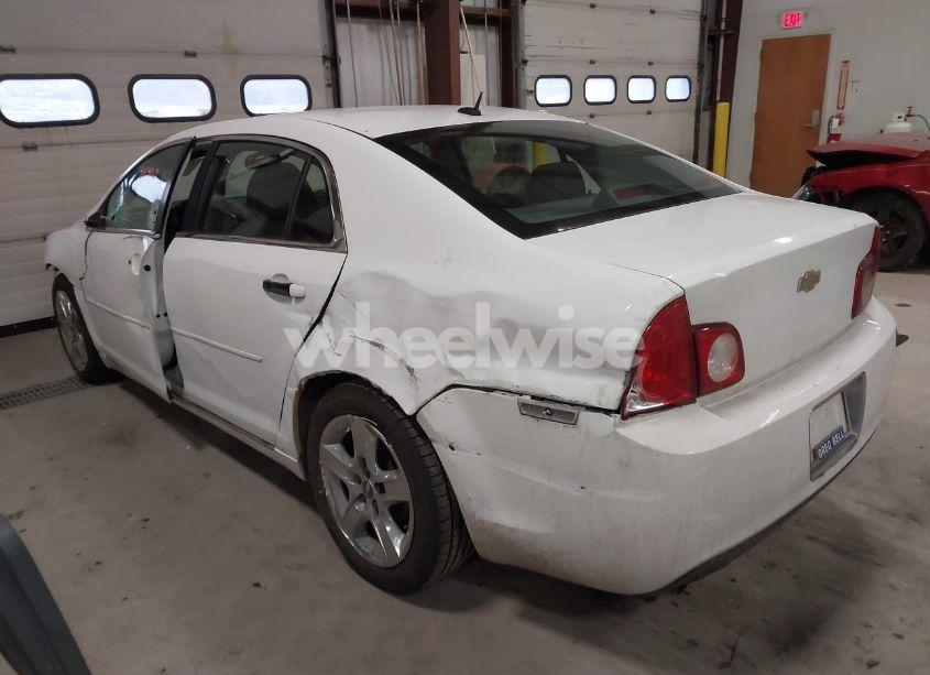 Photo 3 of 2010 Chevrolet Malibu LT (VIN 1G1ZC5EB7AF278049)