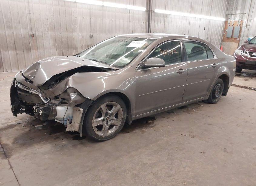 Photo 2 of 2010 Chevrolet Malibu LT (VIN 1G1ZC5EB8AF163329)